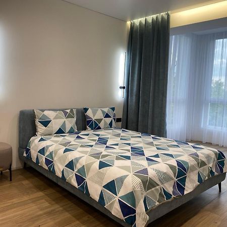 Апартаменти В Районі Автовокзалу Поблизу Обласноі Лікарні Жк Great House Rivne Eksteriør billede